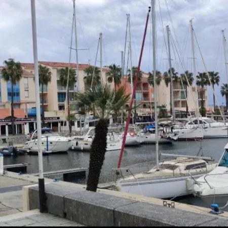 Appartement Type F2 D Une Superficie De 40M2 Climatise Entre Plage Et Port Lejlighed *